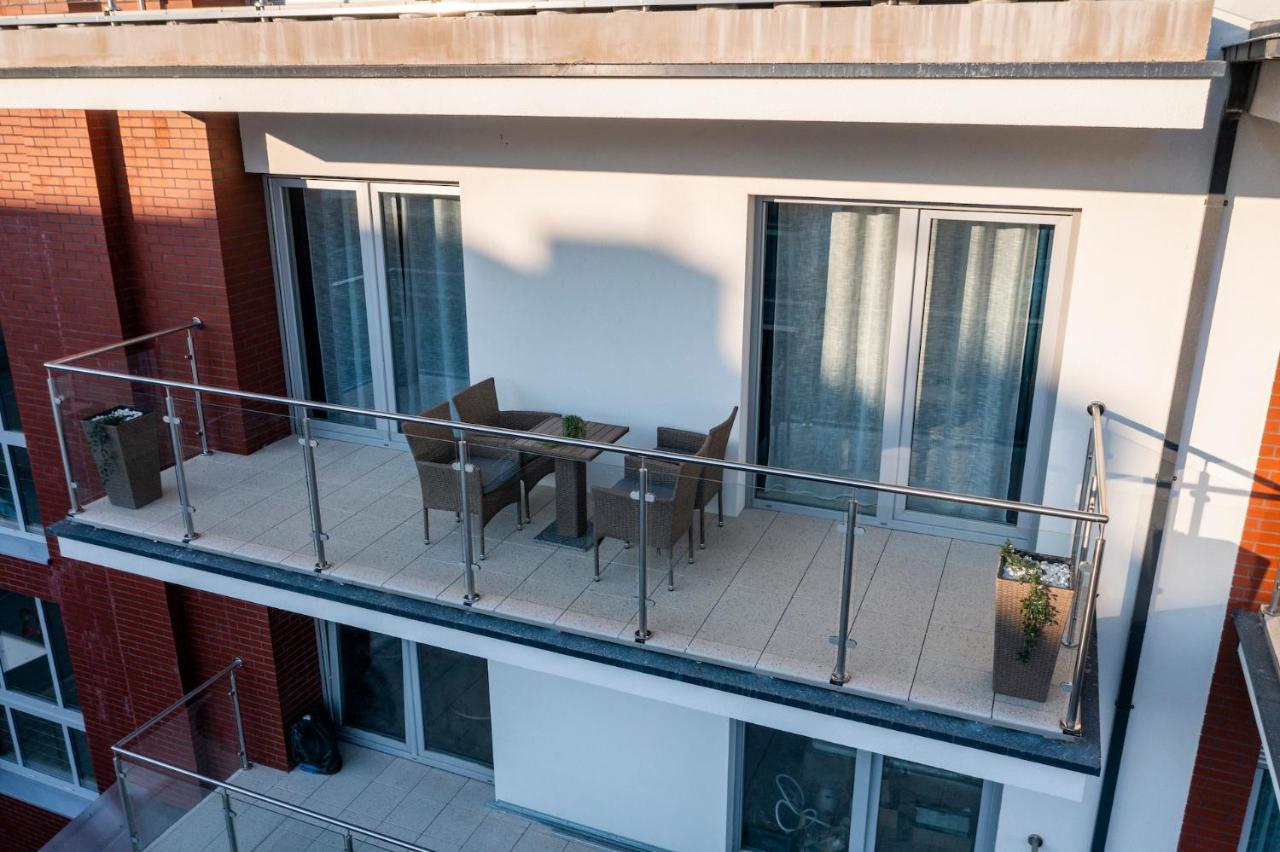 Apartament 7M Z Basenem W Jednym Budynku Klifowa Rewal Bon Turystyczny !!! Free Private Parking 外观 照片